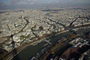Paris, planlı inşaa edilmiş.
