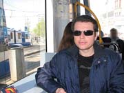 Tramvaydayım.